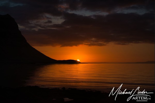 Iceland Faszination Mitternachtssonne